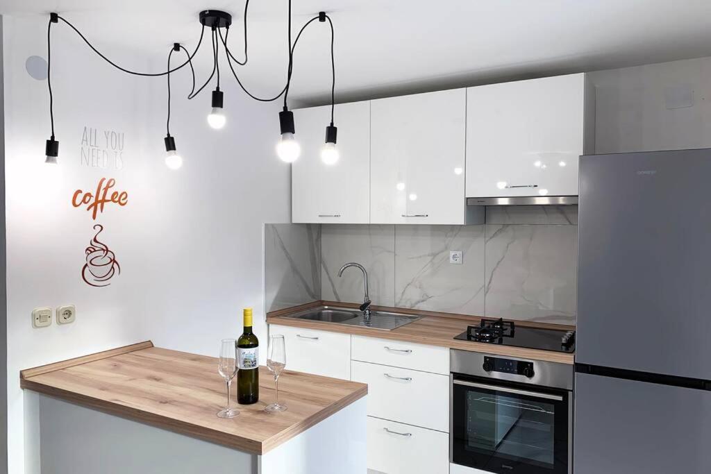 New Apartment Ema I Krk Town Eksteriør billede